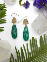 Single stone drop earrings in gold and malachite